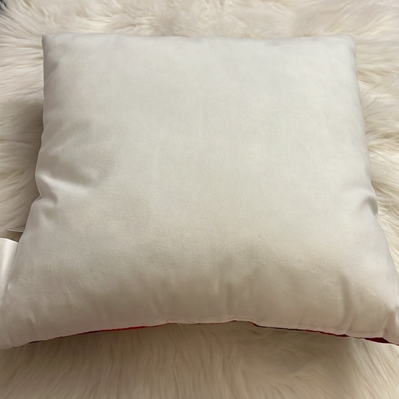 NWT Ashland Santa pillow - Picture 3 of 6